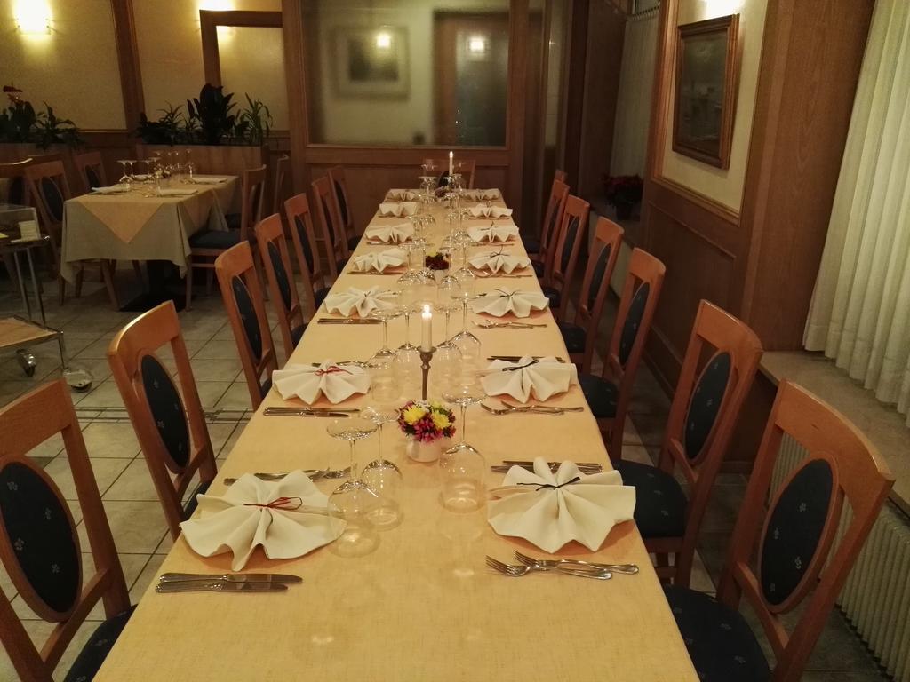 Hotel Ristorante Sagittario Feltre Eksteriør bilde