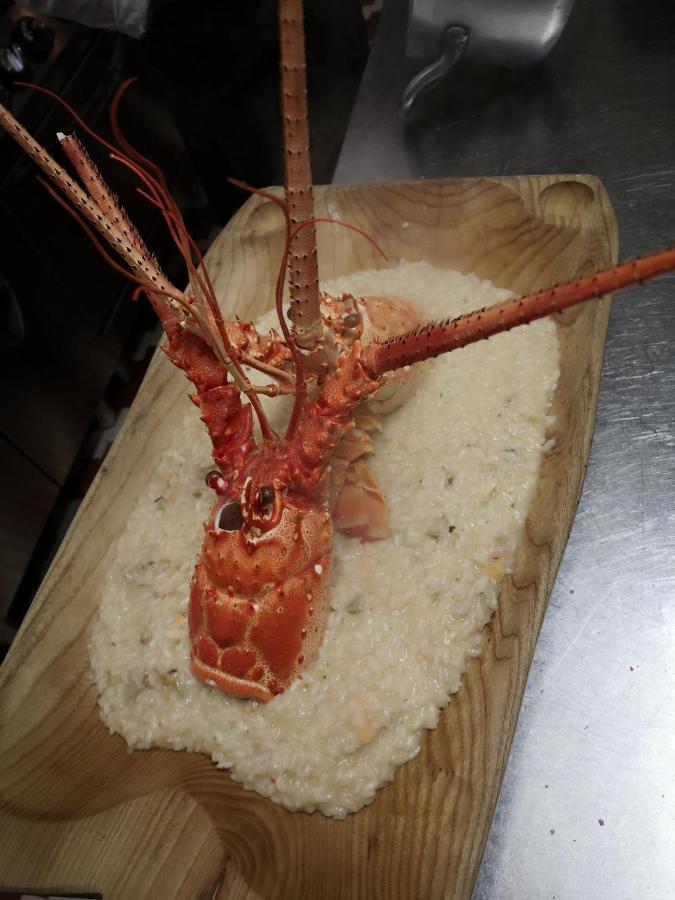 Hotel Ristorante Sagittario Feltre Eksteriør bilde